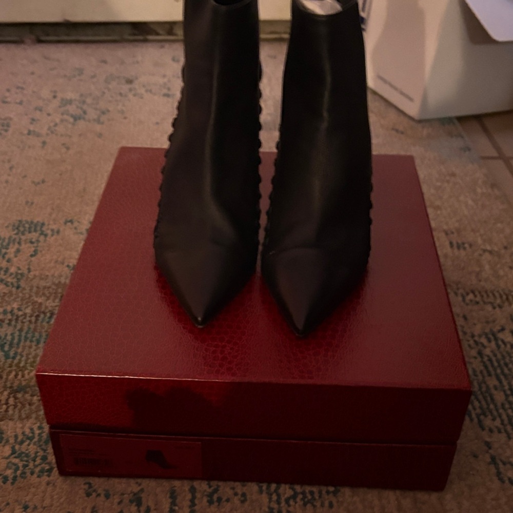 Black Pointed Toe Women's Ankle Boots